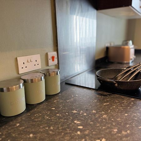 Group Bookings: Up To 30 Guests Across 5 Spacious Flats! Keyless Access Free Wifi & Parking Birmingham Exterior foto