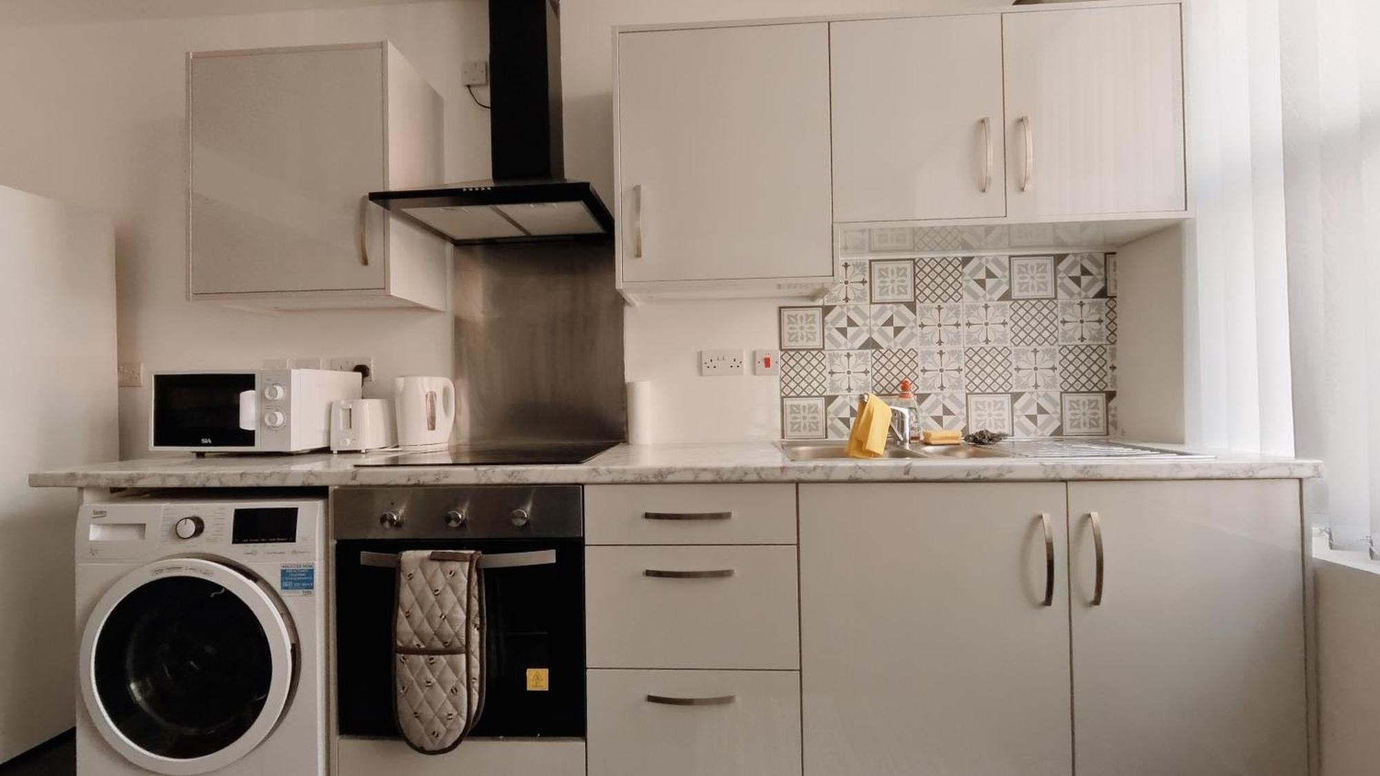 Group Bookings: Up To 30 Guests Across 5 Spacious Flats! Keyless Access Free Wifi & Parking Birmingham Exterior foto