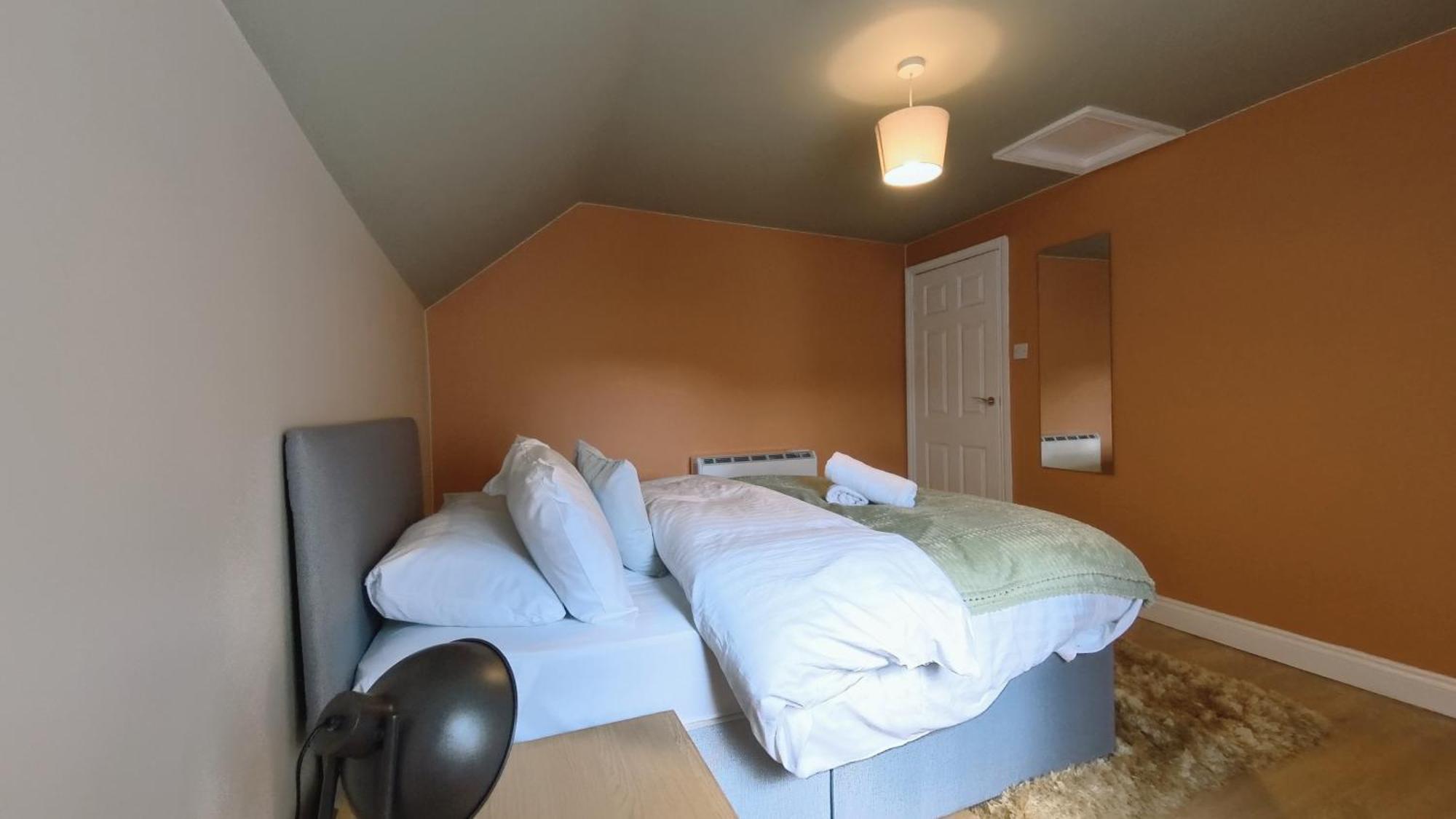 Group Bookings: Up To 30 Guests Across 5 Spacious Flats! Keyless Access Free Wifi & Parking Birmingham Exterior foto