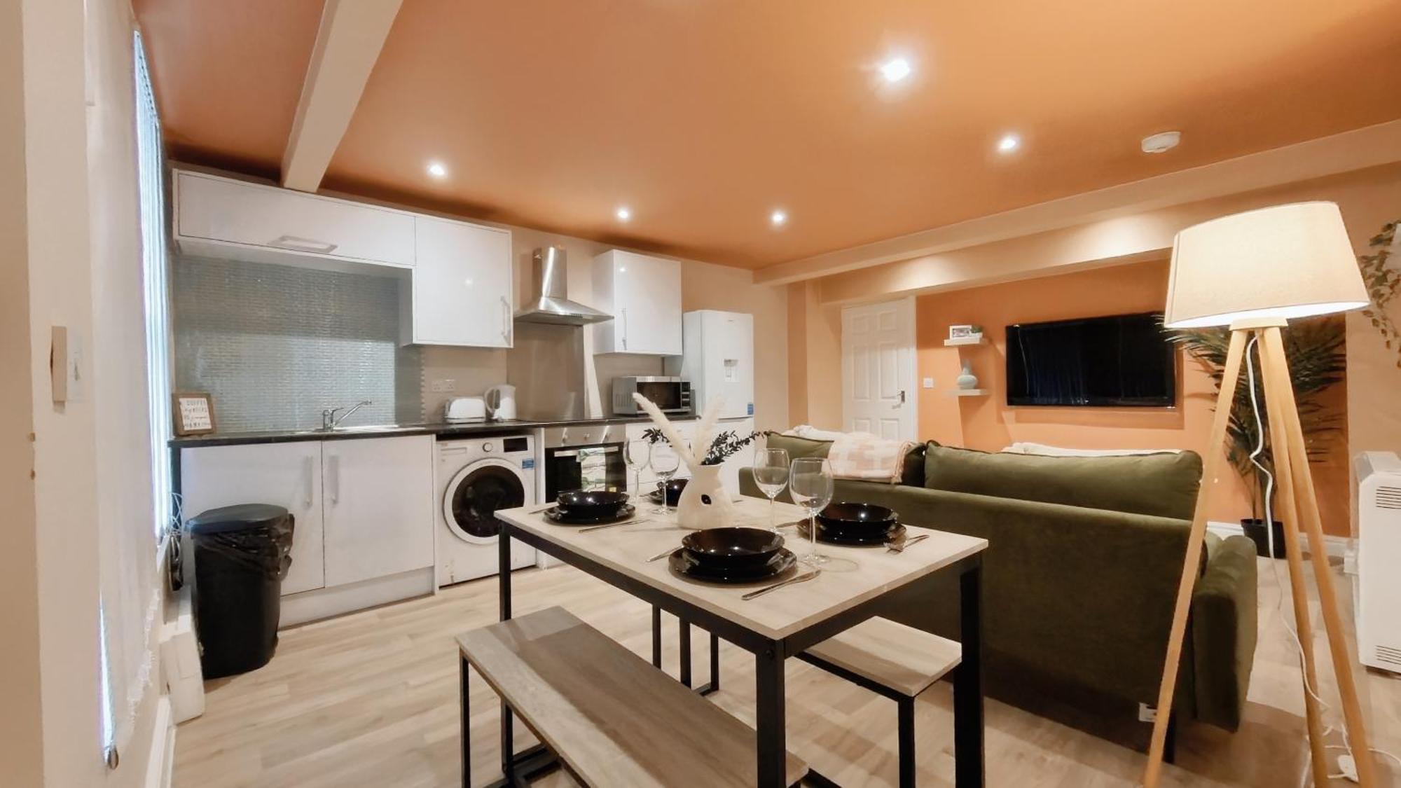 Group Bookings: Up To 30 Guests Across 5 Spacious Flats! Keyless Access Free Wifi & Parking Birmingham Exterior foto